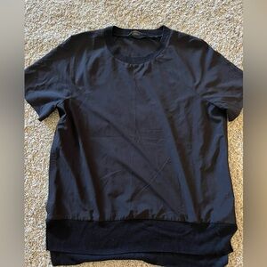 Women’s Athleta Zephyr shirt size XS